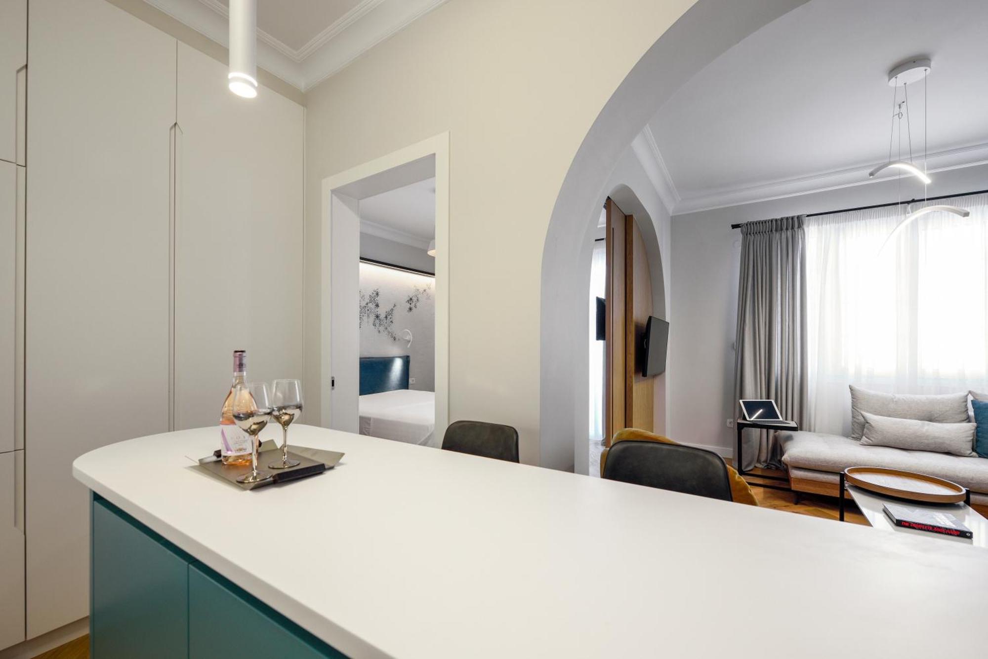 Queen Apartment Thessaloniki By Luxlikehome Buitenkant foto