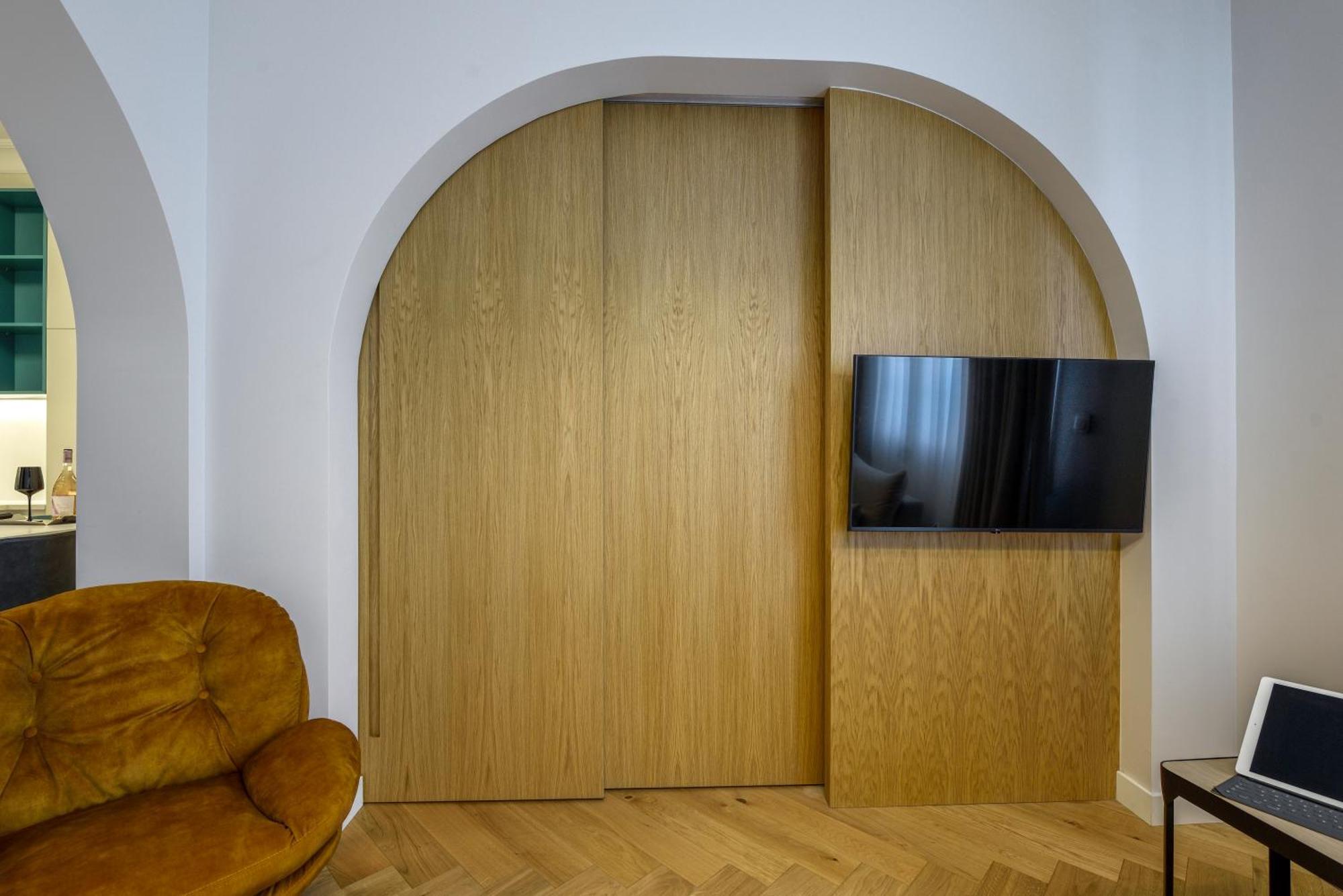 Queen Apartment Thessaloniki By Luxlikehome Buitenkant foto